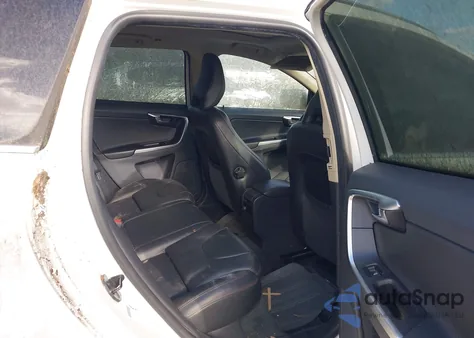 2010 Volvo Xc60 T6/T6 R-Design from USA, damaged, VIN YV4992DZ7A2080269